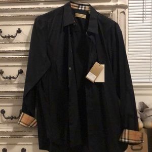 Men’s Burberry long sleeve dress shirt